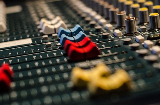 Đánh giá mixer soundcraft efx12 và cách sử dụng bàn mixer hiệu quả nhất